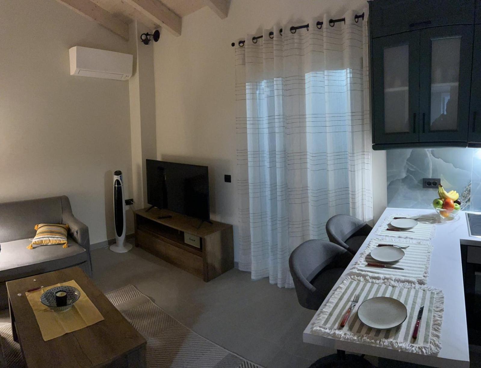 The Old Stables Apartment Vátos Exterior photo